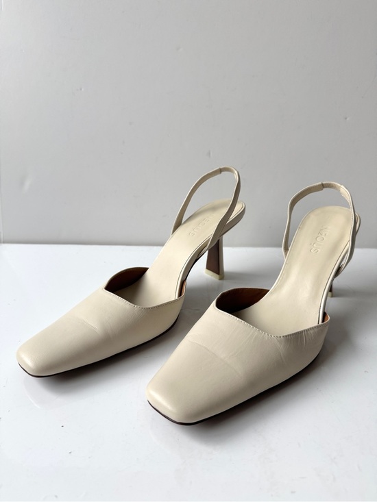 Neous Shoes - NEOUS Dracu Cream Leather Square Toe Slingback Slim Sculptural Heel Pumps Sz 37